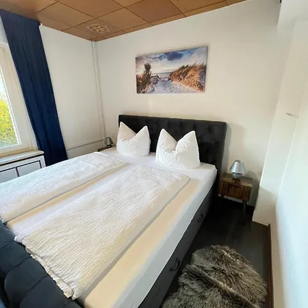 Harzroots Mit Garage 아파트 바트하르추부르크